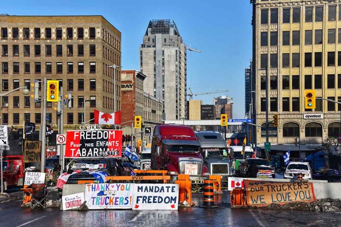 Canadian Citizens Turn On Leaders - Side With Freedom Convoy Instead