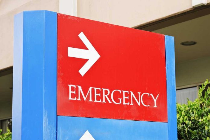 112067315 featured image Emergency sign with arrow pointing right