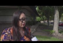 Congress Hopeful Snubs Pledge Of Allegiance!